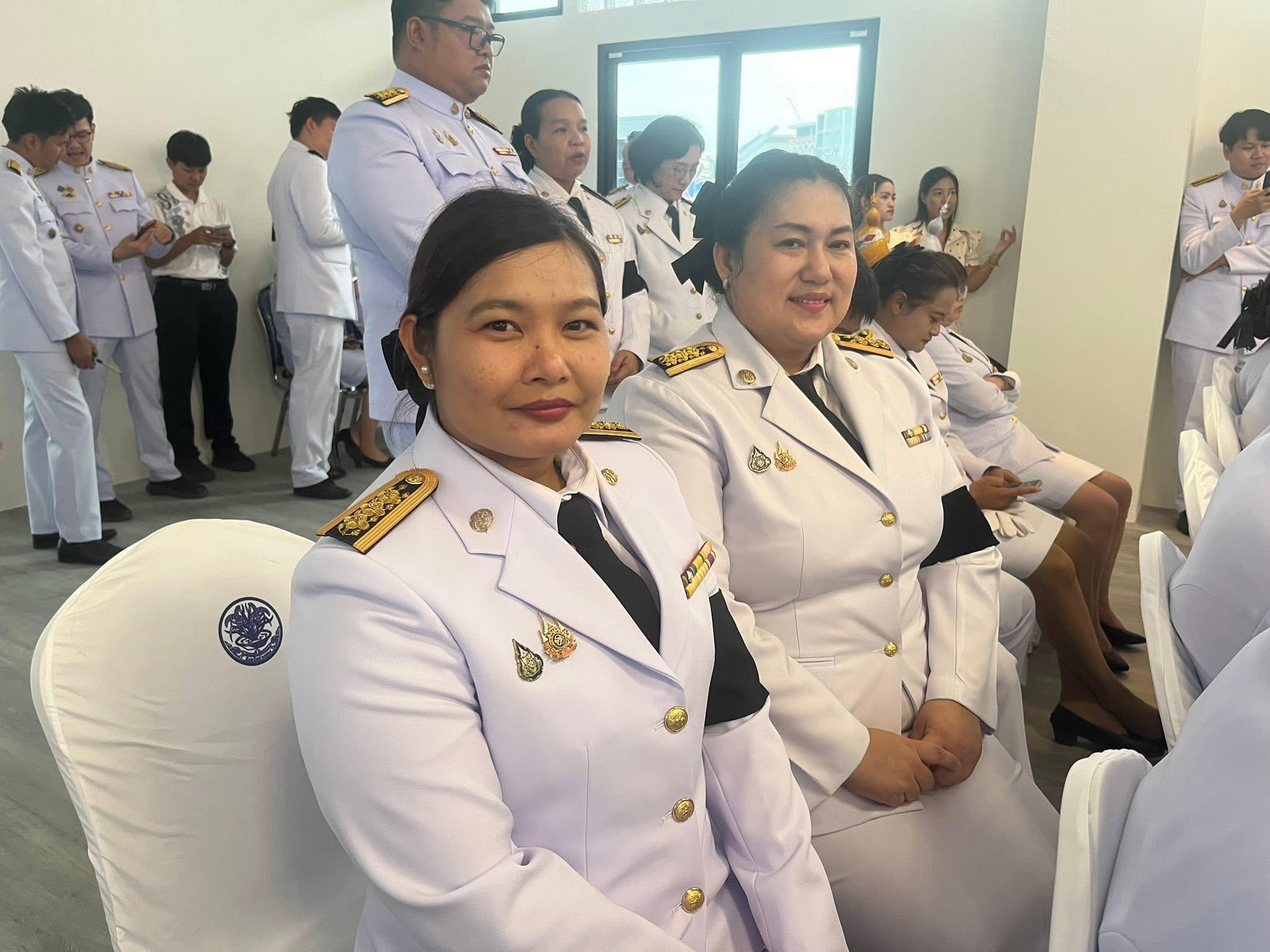 title - พสกนิกรชาวอ่างทอง พร้อมใจจุดเทียนชัยถวายพระพรชัยมงคล เนื่องในโอกาสพระราชพิธีมหามงคลเฉลิมพระชนมพรรษา 4 รอบ สมเด็จพระนางเจ้าสุทิดา พัชรสุธาพิมลลักษณ พระบรมราชินี